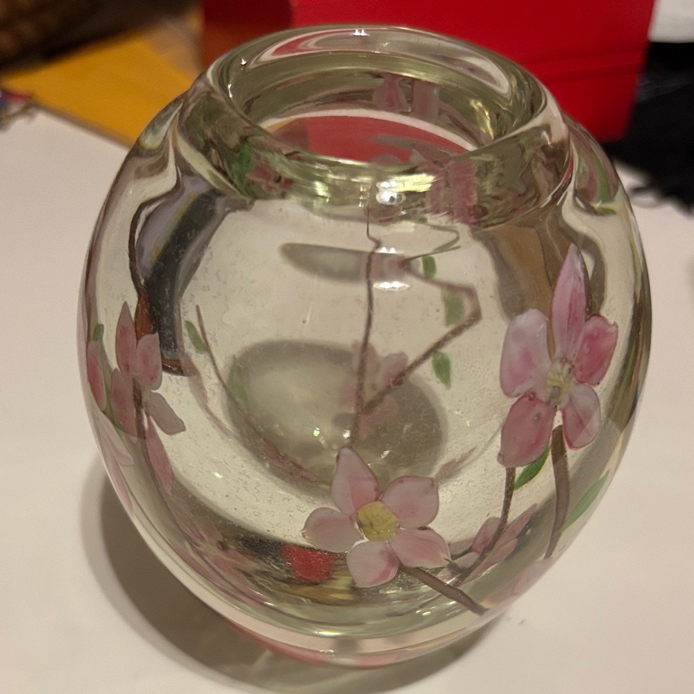 Small Floral Vinardi Glass Art Vase